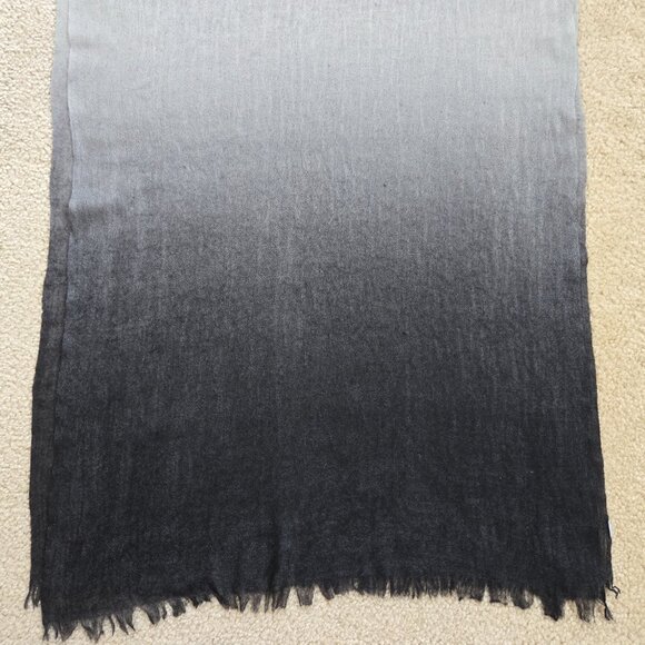 NWOT Cashmere Gradient Black & Grey Lightweight Scarf Ombre - Picture 7 of 10